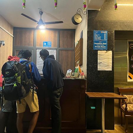 Homestay Ac Dormitory Yeni Delhi Dış mekan fotoğraf