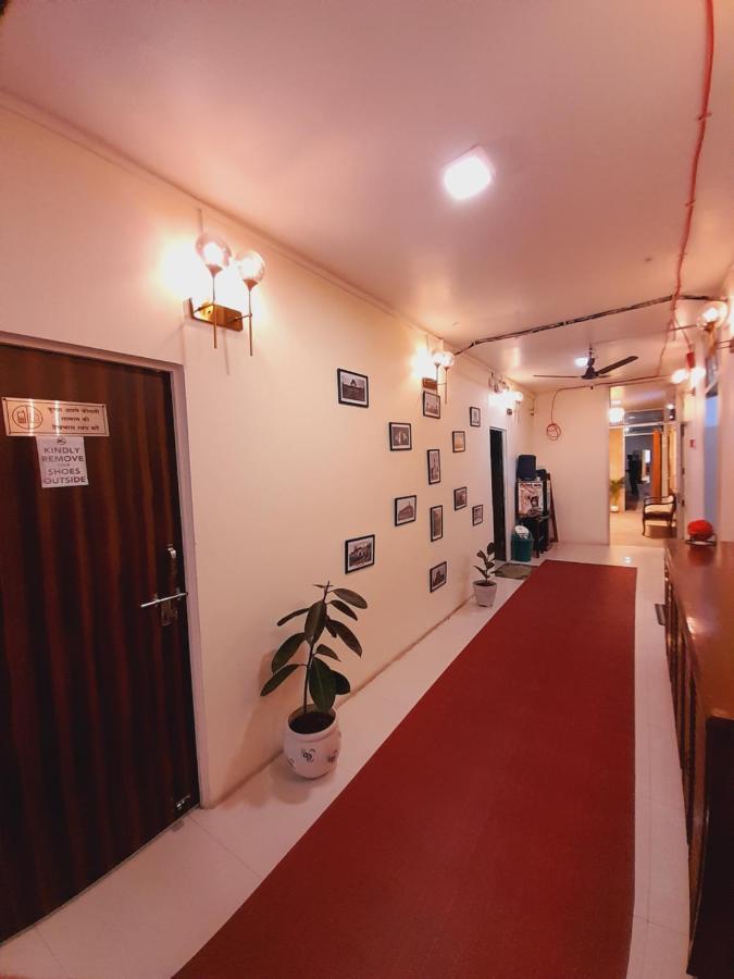 Homestay Ac Dormitory Yeni Delhi Dış mekan fotoğraf