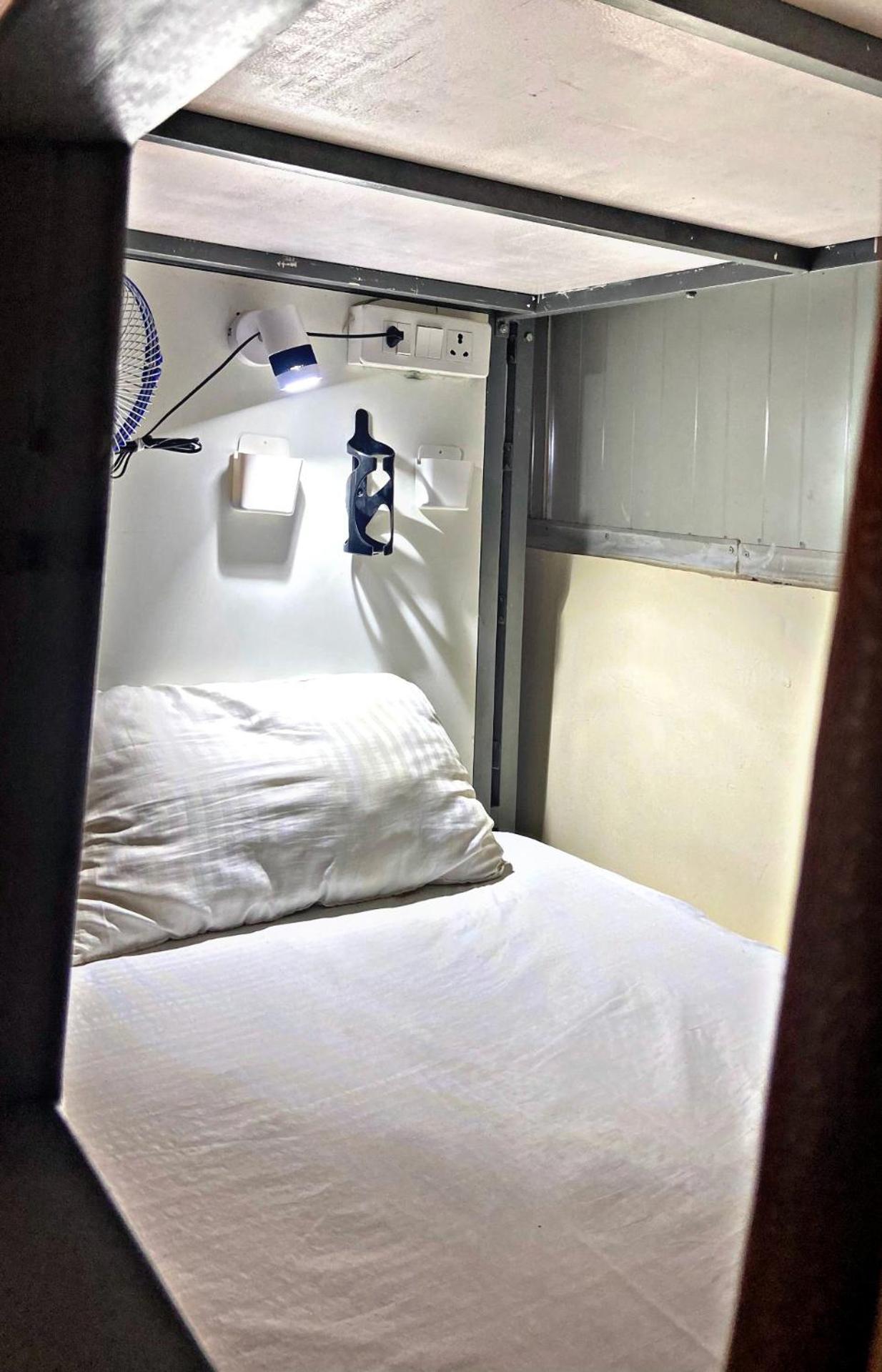 Homestay Ac Dormitory Yeni Delhi Dış mekan fotoğraf