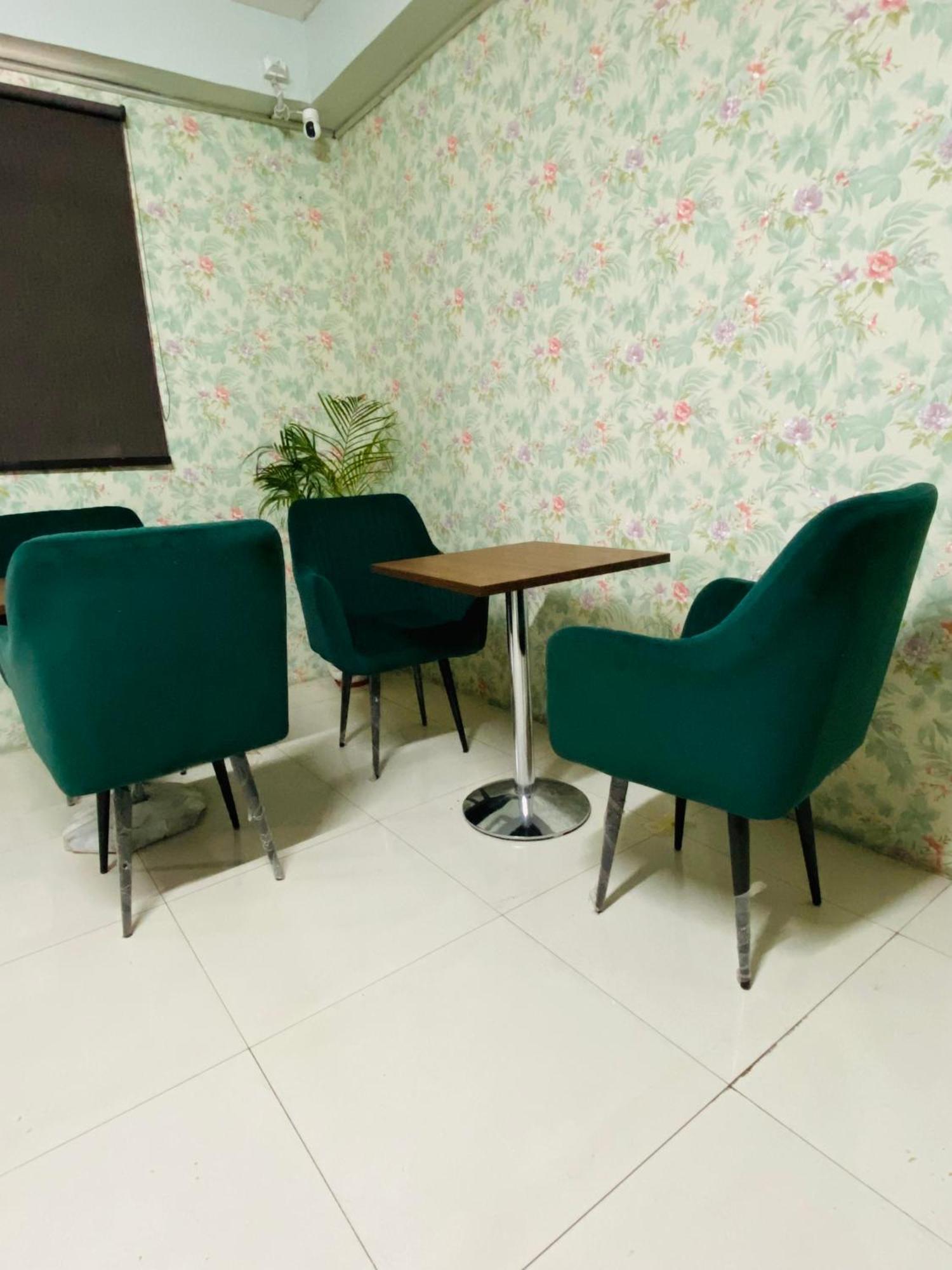 Homestay Ac Dormitory Yeni Delhi Dış mekan fotoğraf