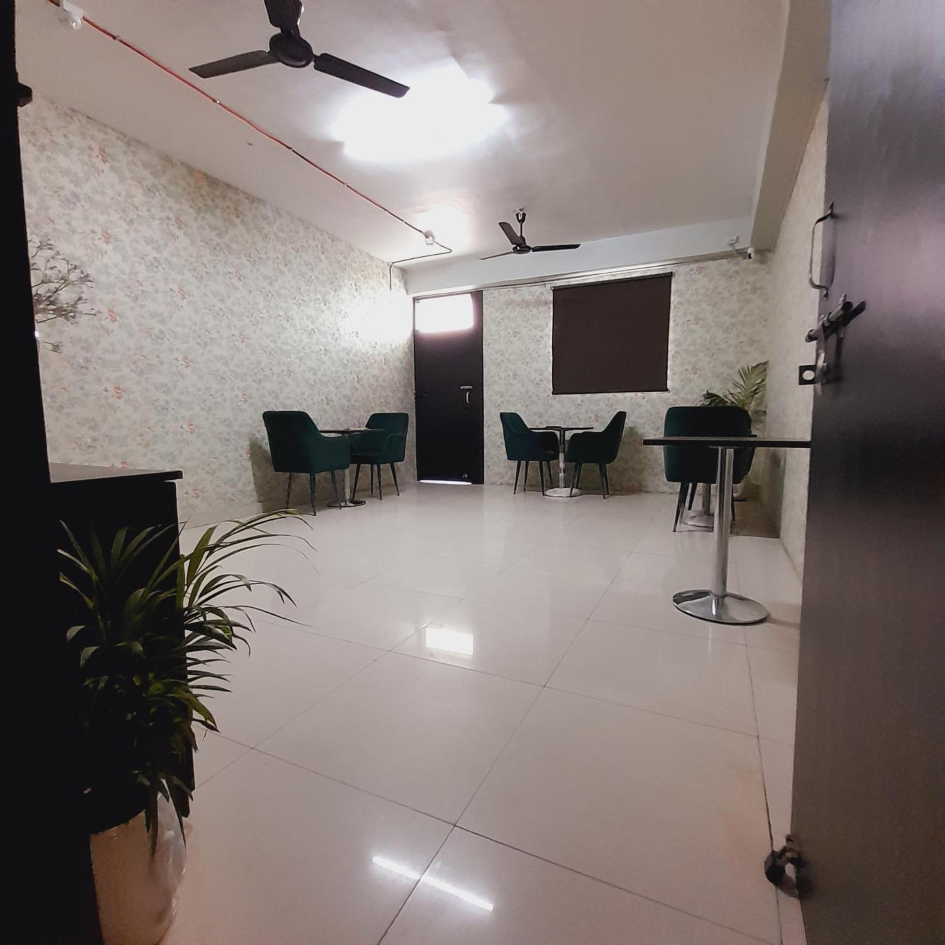 Homestay Ac Dormitory Yeni Delhi Dış mekan fotoğraf