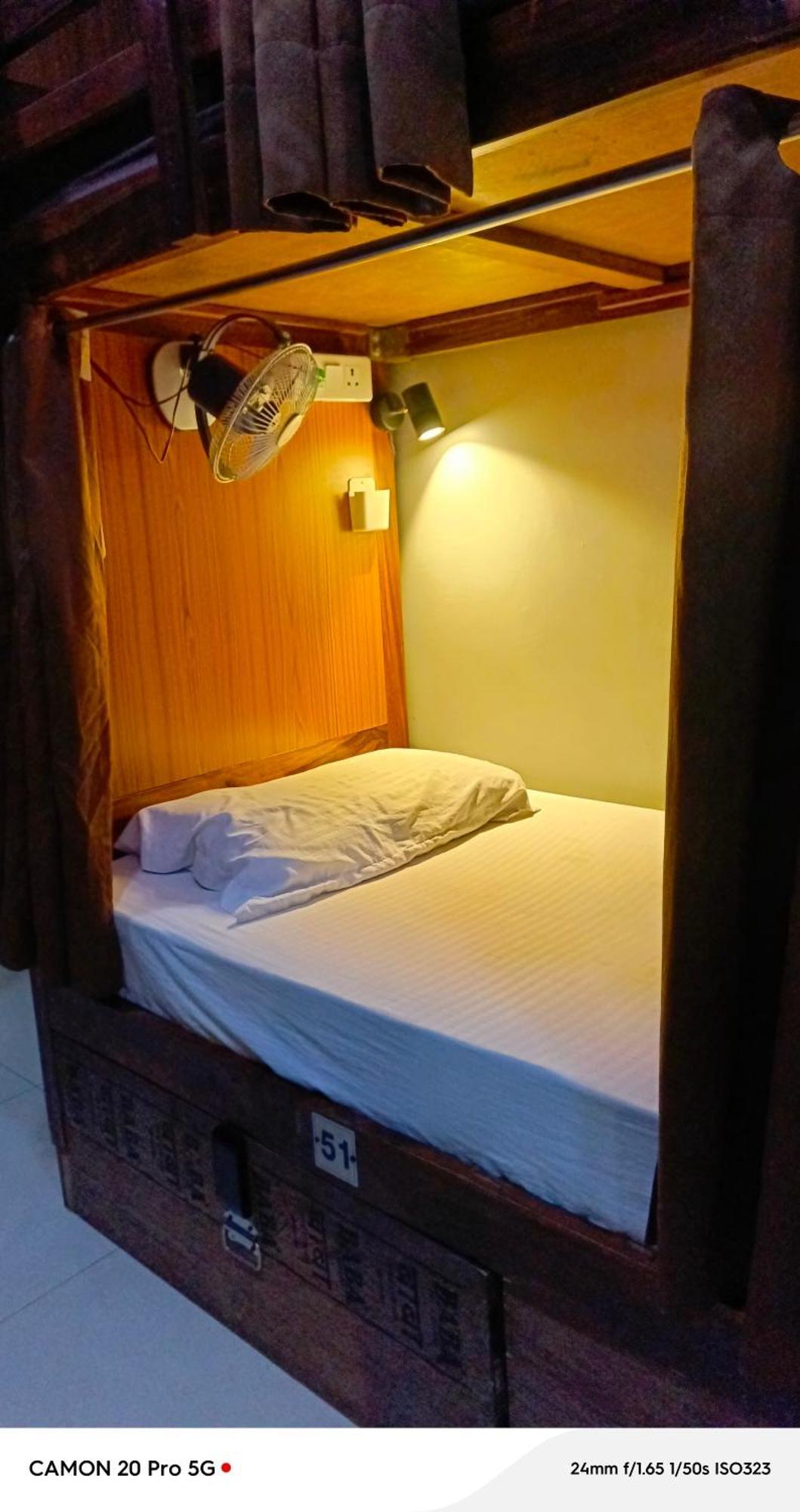 Homestay Ac Dormitory Yeni Delhi Dış mekan fotoğraf