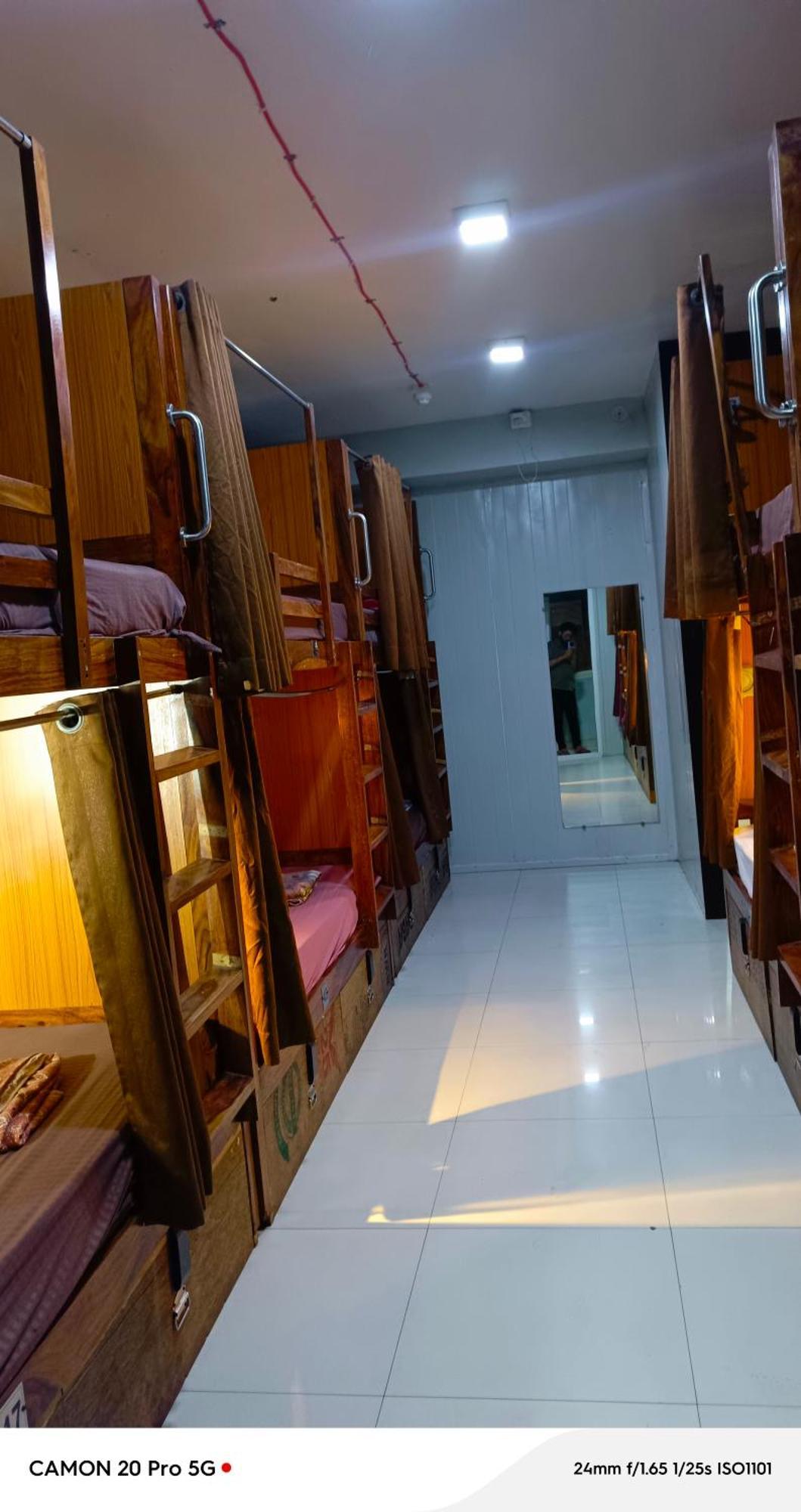 Homestay Ac Dormitory Yeni Delhi Dış mekan fotoğraf