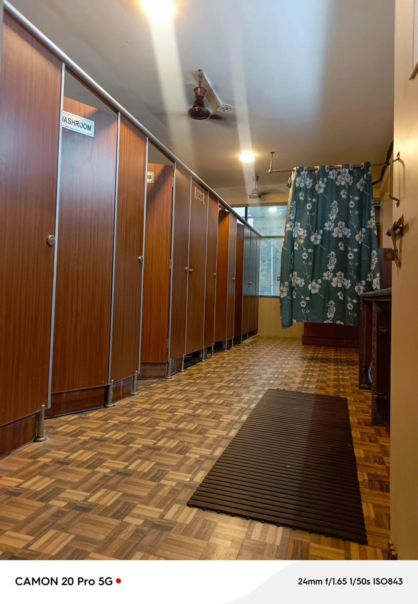 Homestay Ac Dormitory Yeni Delhi Dış mekan fotoğraf